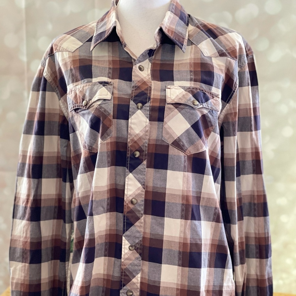 American Eagle L Button Down